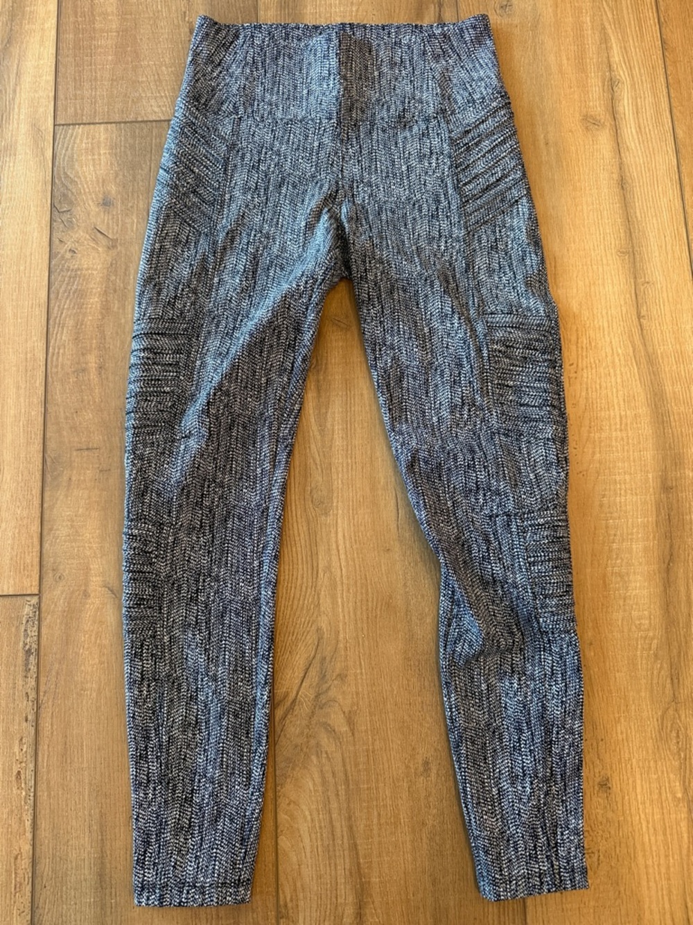 Athleta Women's Delancey Textured Moto Leggings size S